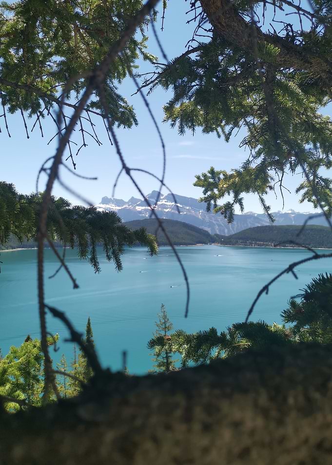Lake Minnewanka