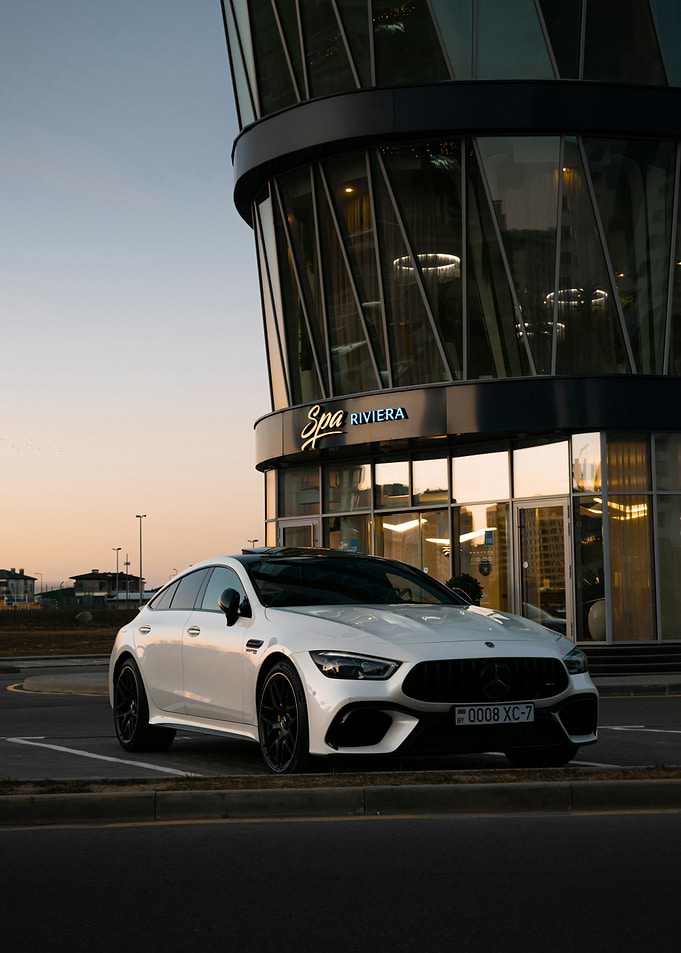 White Mercedes-AMG GT 63 S