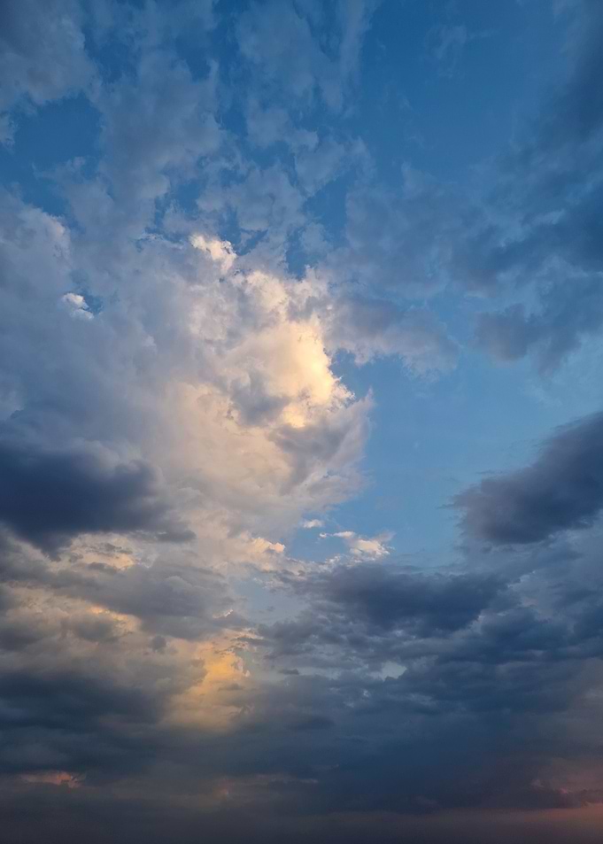 Dramatic Cloudy Sky