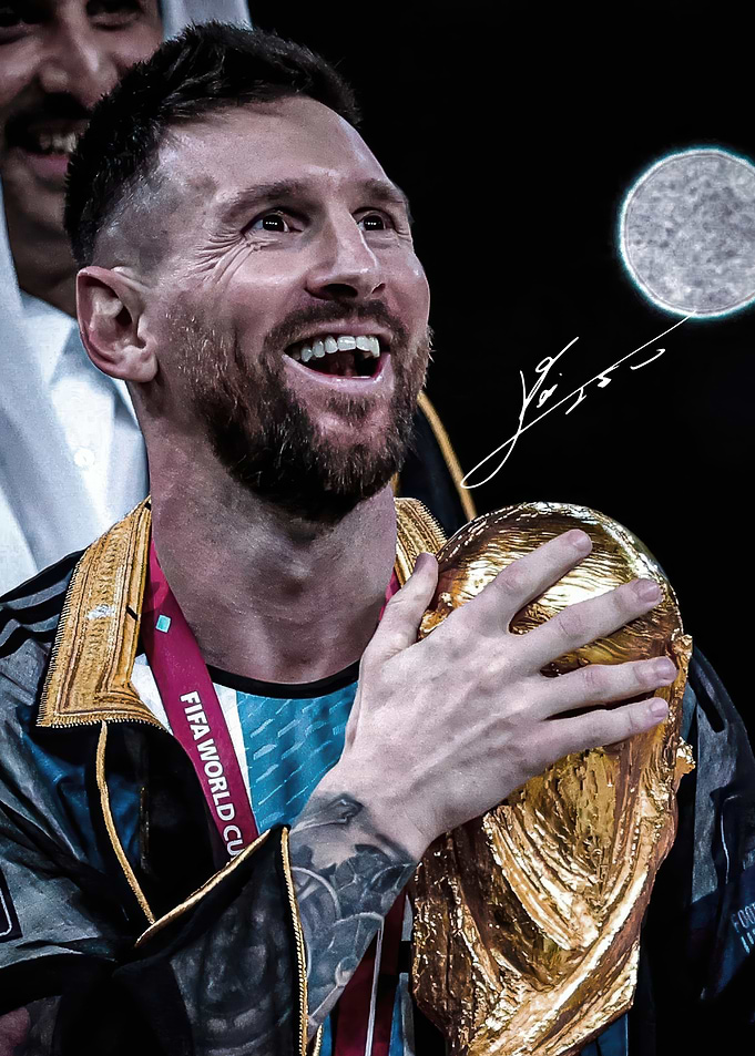 Lionel Messi with World Cup Trophy