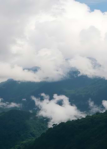 Mountains shrouded in clouds