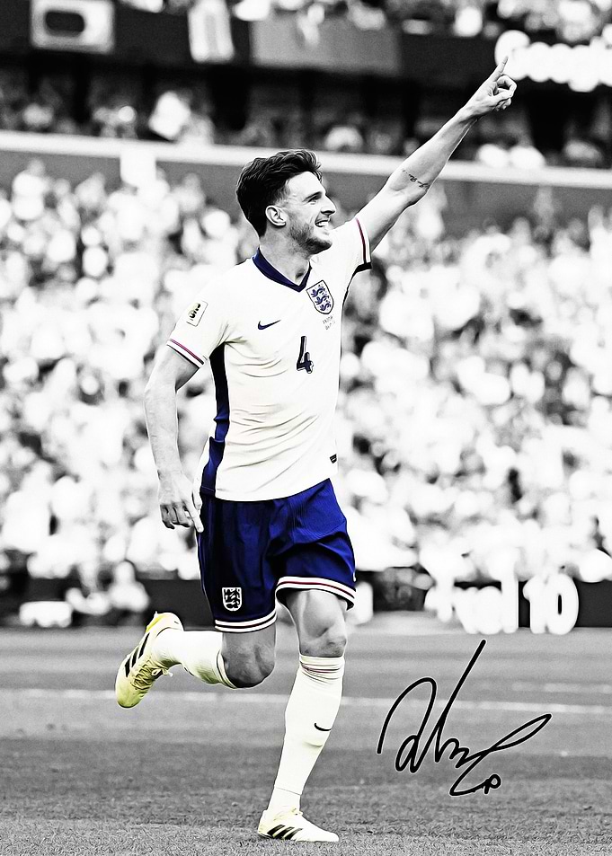 Declan Rice celebrates a goal