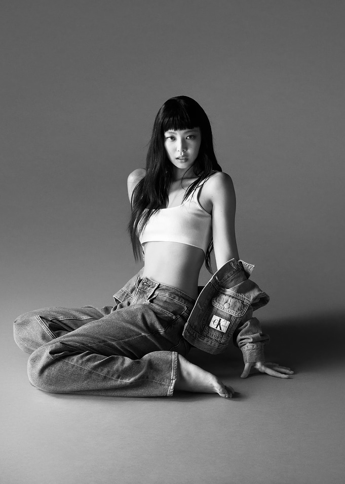 Jennie Kim in Calvin Klein Jeans