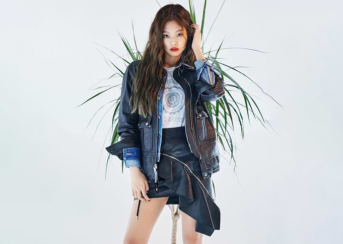 Fashionable jennie in leather outfit