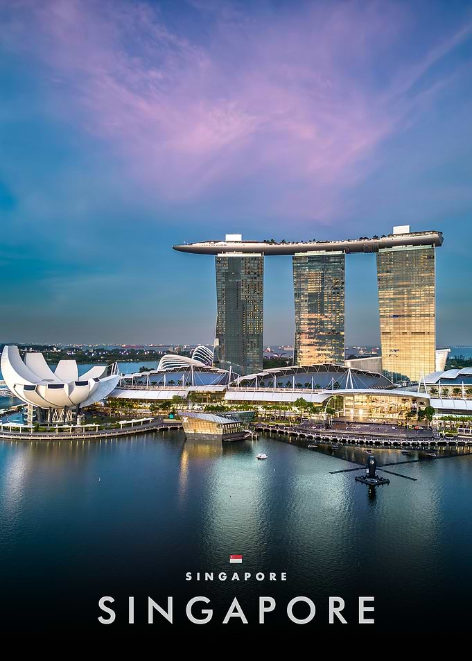 Singapore Marina Bay Sands at Dusk