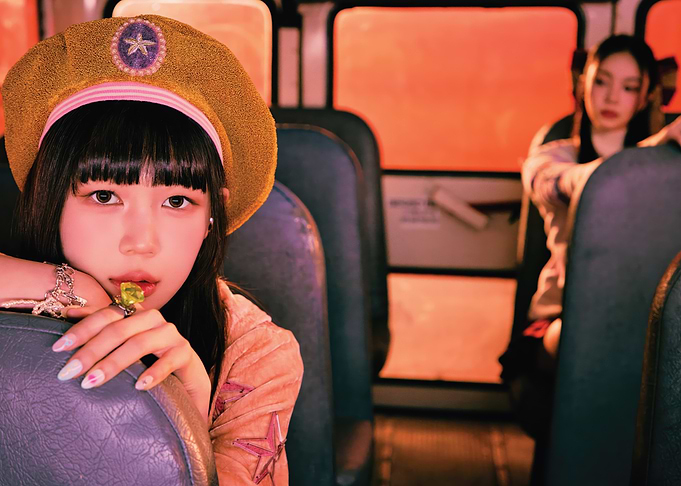 ye on babymonster idols on a bus