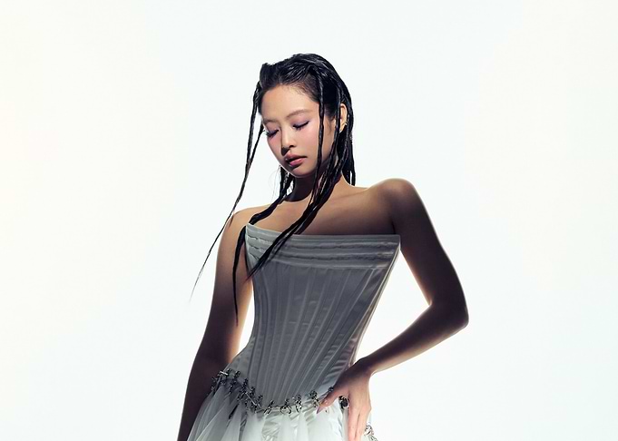 Jennie Black Pink