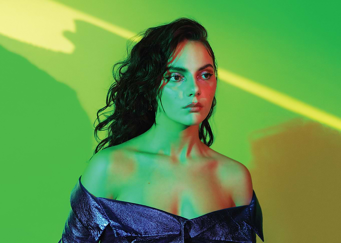 dafne keen in dramatic lighting