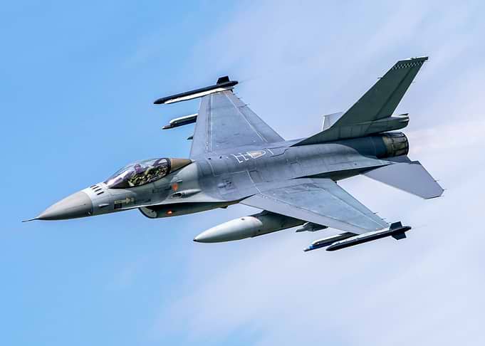 F-16 Fighter Jet