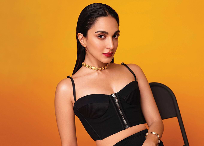 Kiara Advani in Black Corset Top