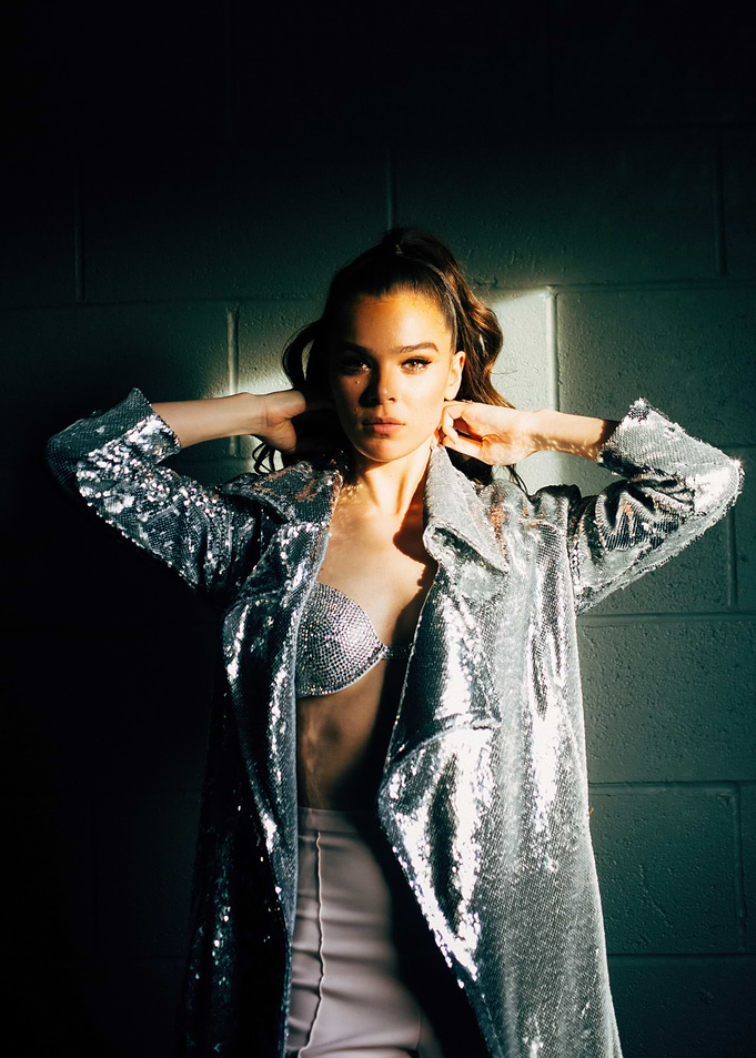 Hailee Steinfeld in sequined outfit
