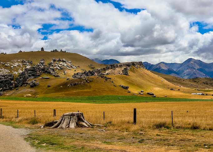 Golden Fields & Rocky Hills (Castle Hill, New Zealand)