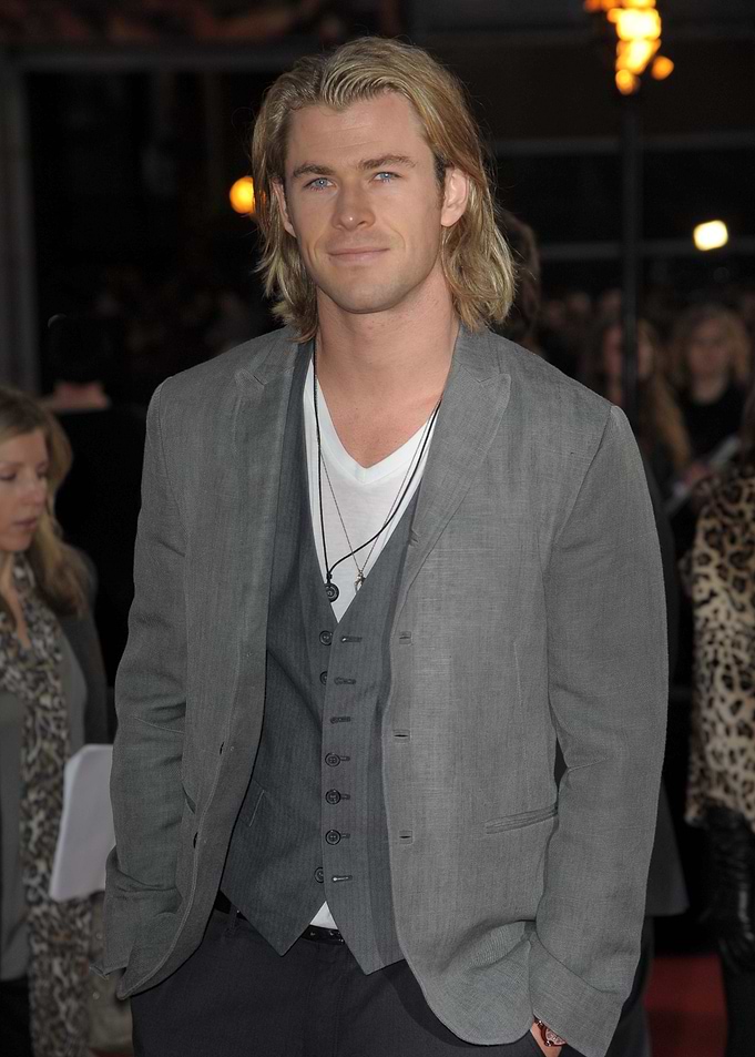 Chris Hemsworth on Red Carpet