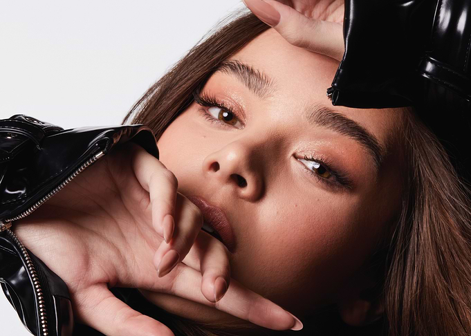 Hailee Steinfeld Close-Up Portrait