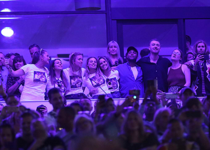 Sam Smith concert crowd