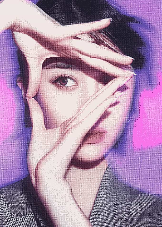 Yunjin LE SSERAFIM “EASY”