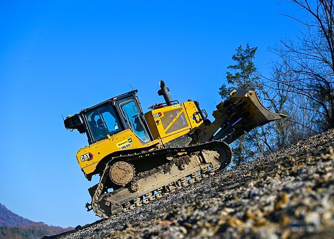 CAT D6XE on slope