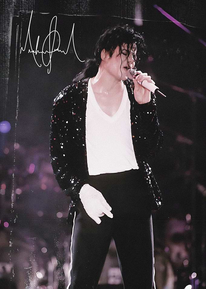 Michael Jackson Performing on Stage