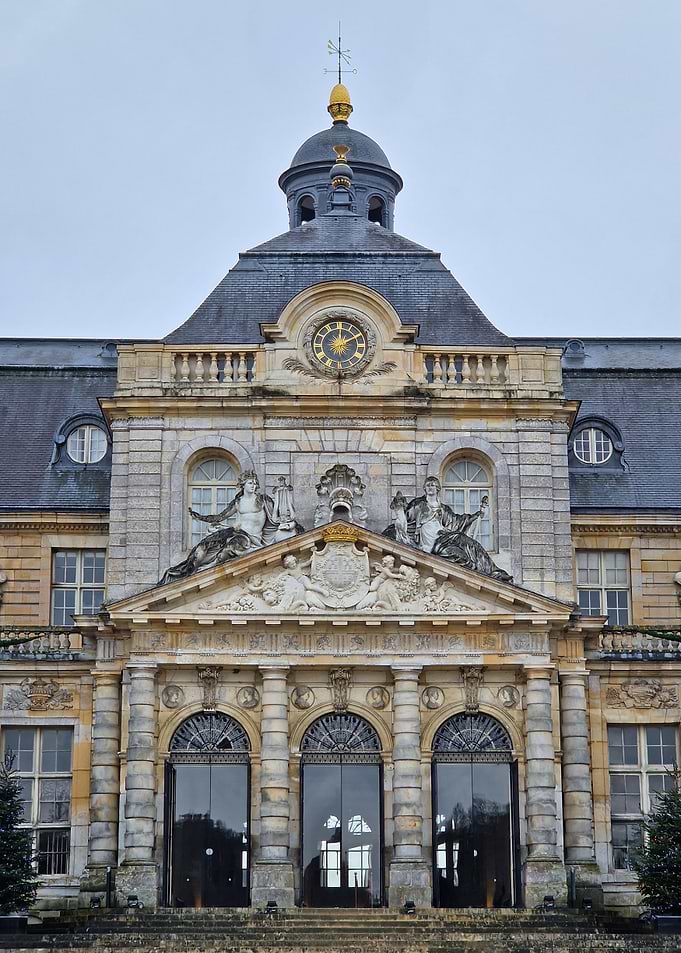 Ornate Palace Facade with Clock Tower