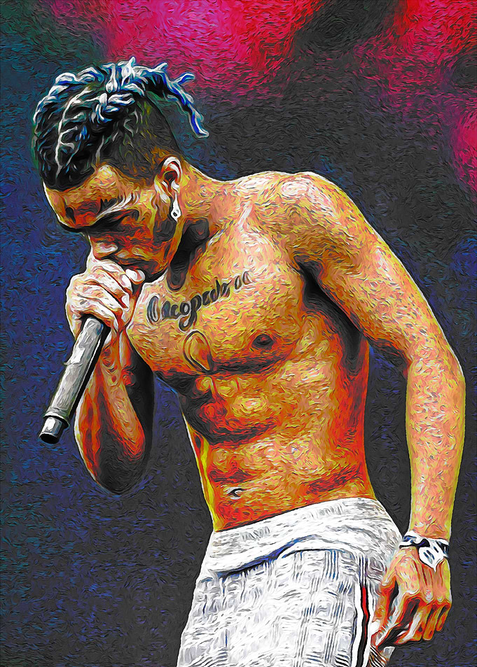Rapper XXXTentacion Performing