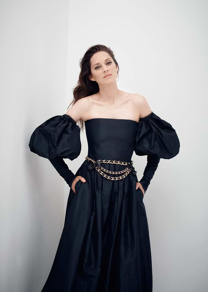 Marion Cotillard in Black Off-the-Shoulder Dress