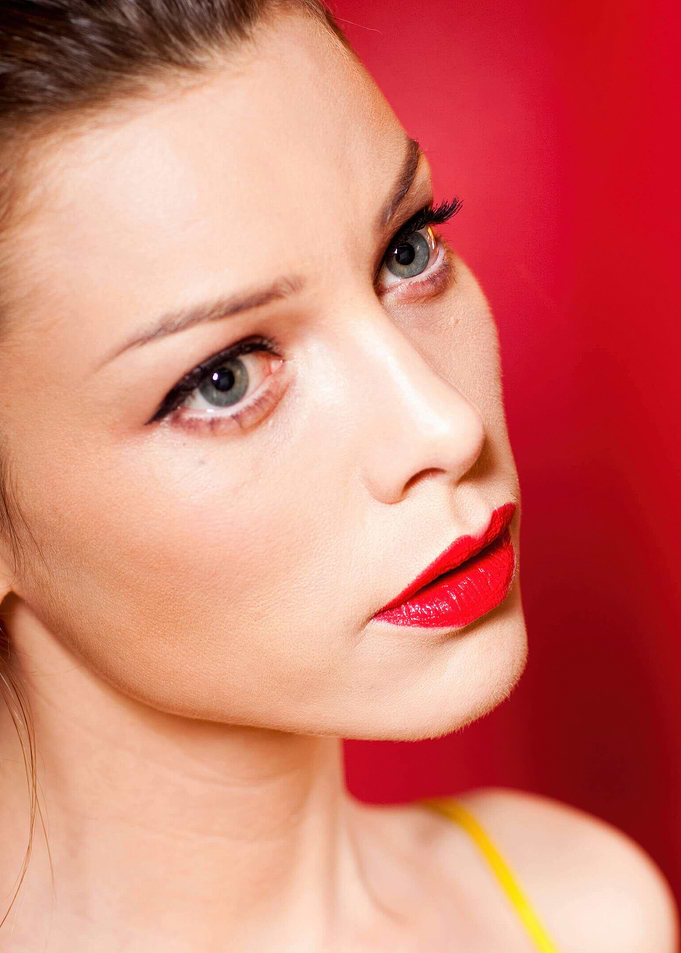 Glamorous Lauren German with Red Lipstick