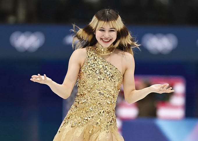 Alysa liu Figure Skater in Gold Sequin Dress