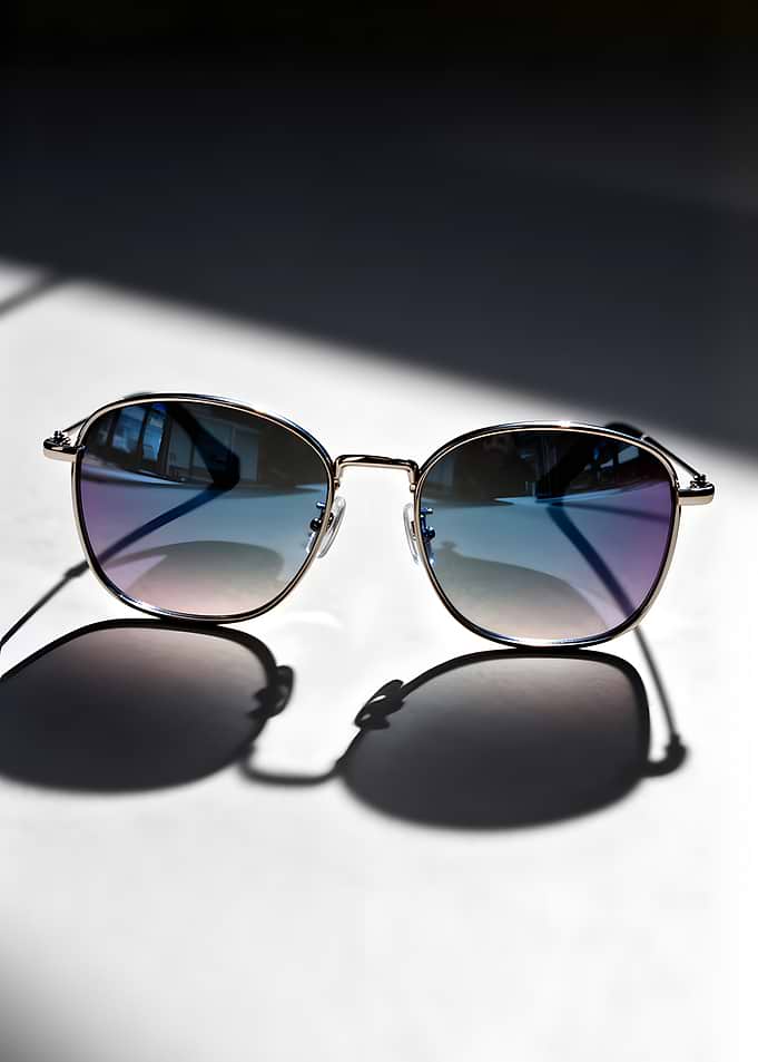 Gradient Lens Sunglasses with Shadow