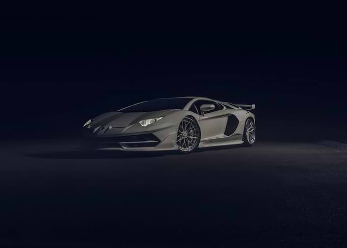 White Lamborghini Aventador SVJ