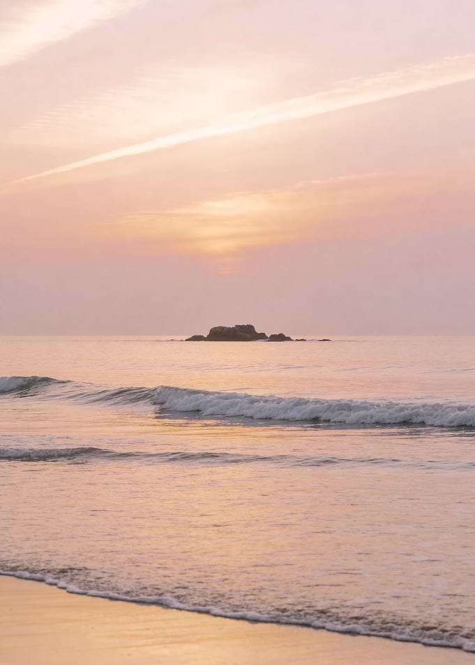 Serene Sunset Over the Ocean