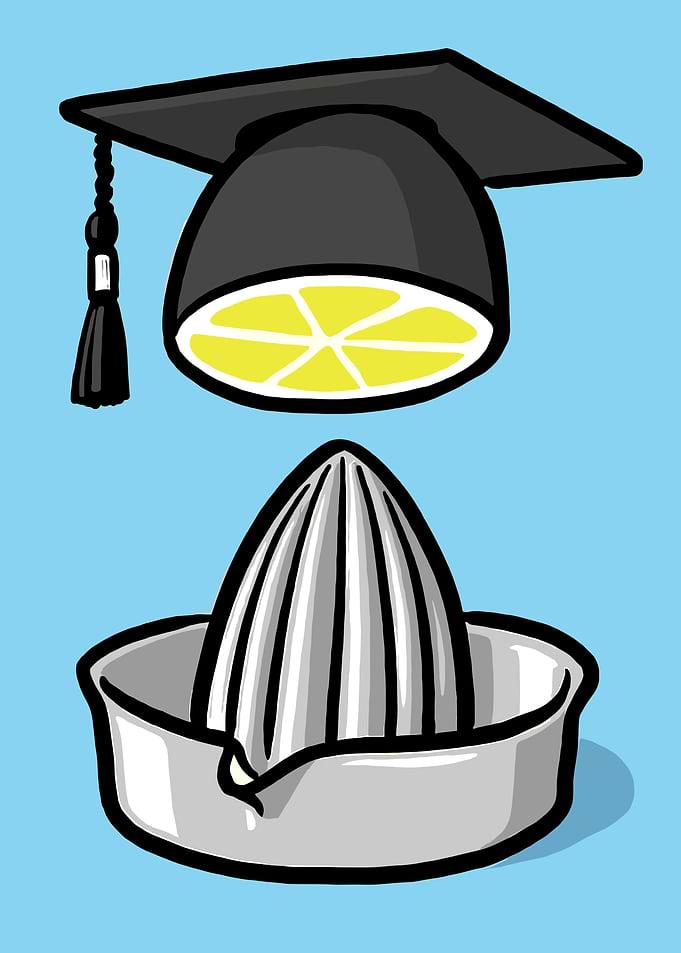Graduation Cap Lemon Juicer