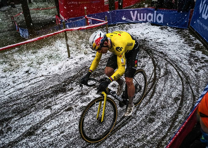 Cyclist in Snow