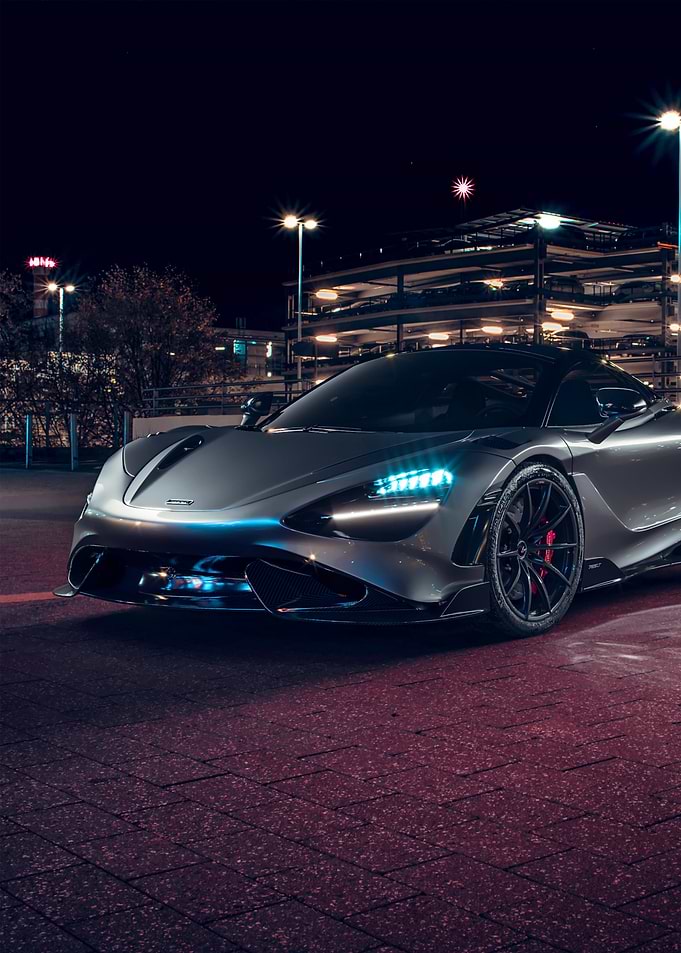 McLaren 720S at Night