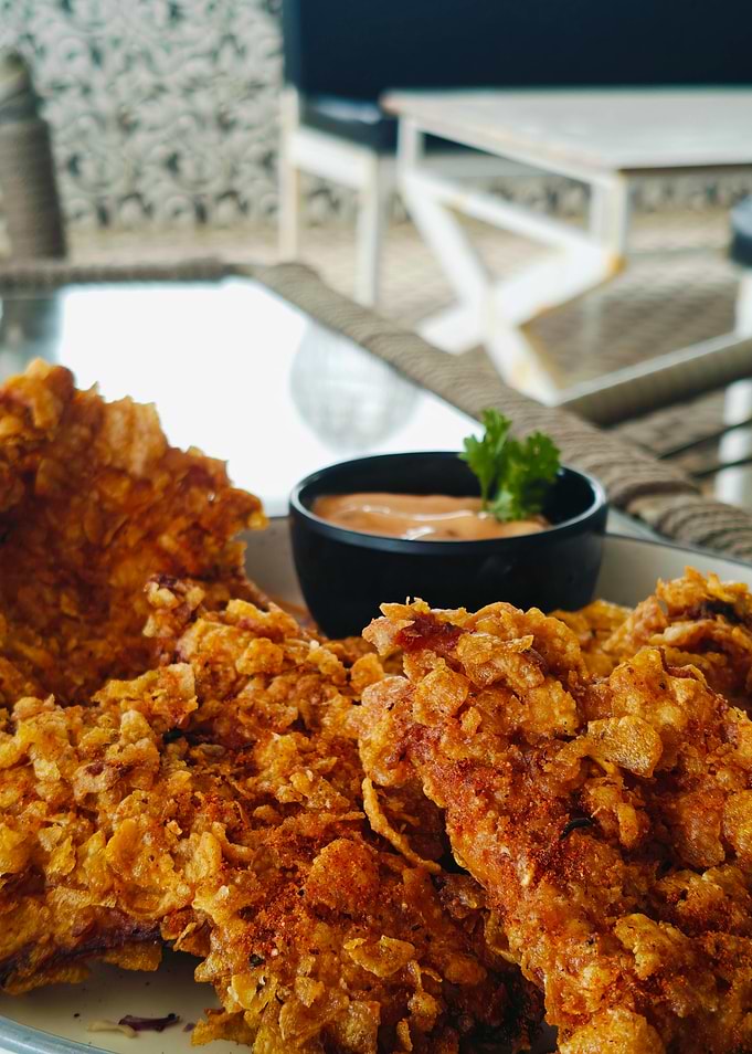 Crispy Fried Chicken with Dip