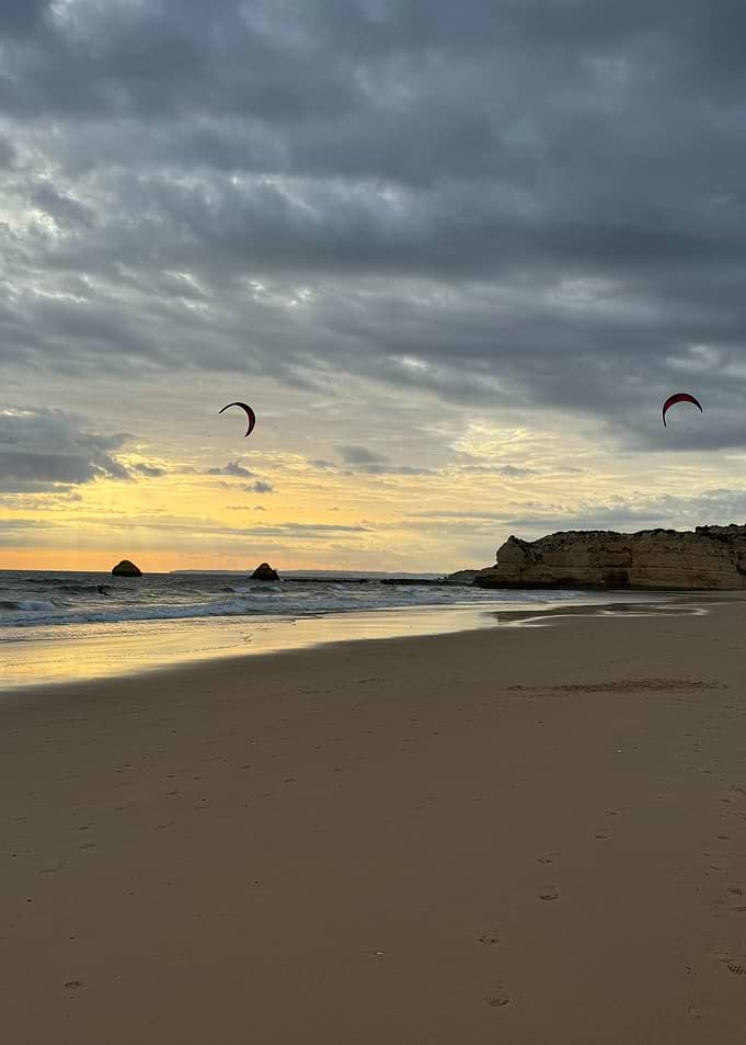 Kitesurfers at Sunset Beach