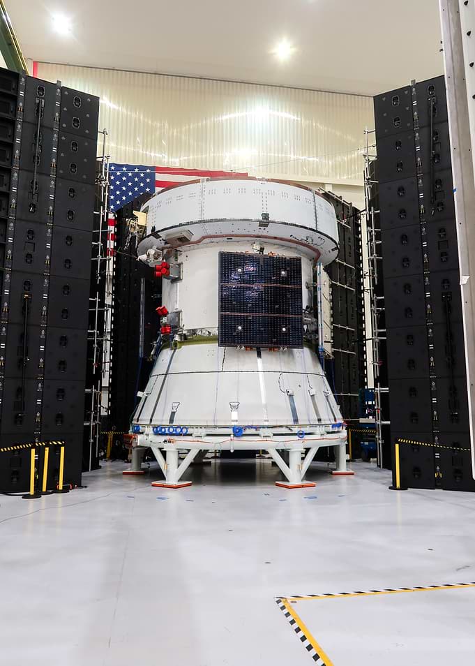 Artemis 3