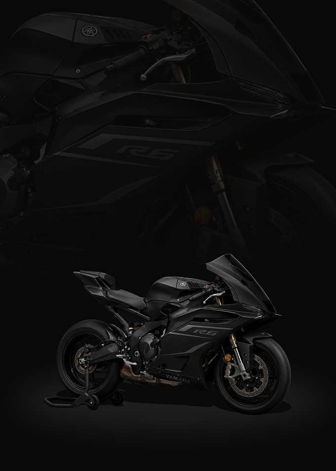 Black Yamaha R6 Motorcycle
