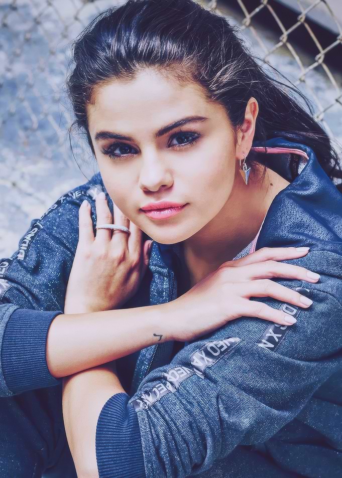 Selena Gomez in Denim Jacket