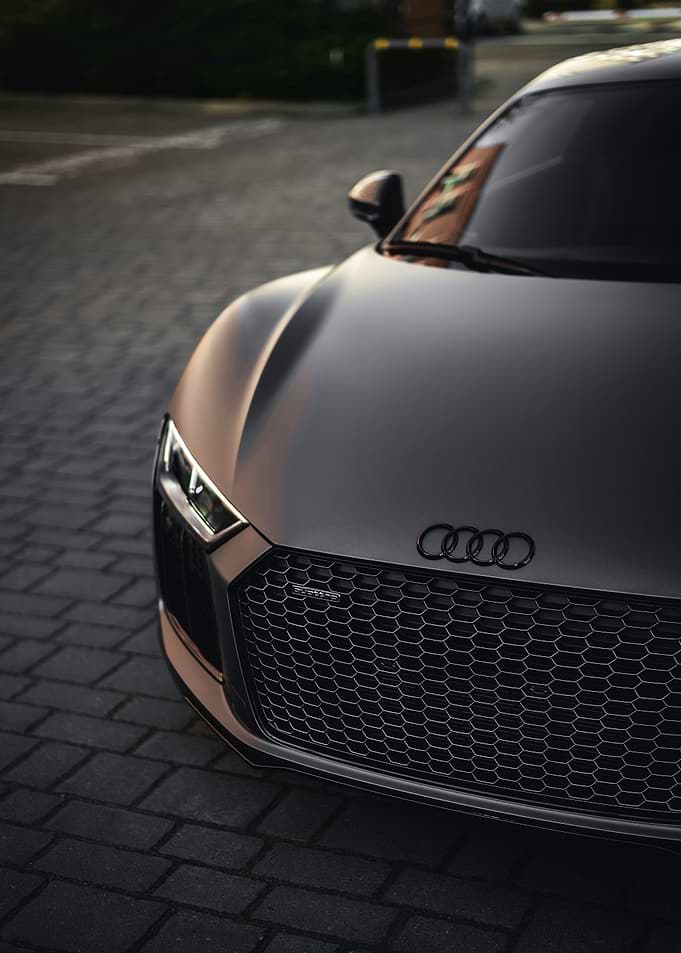 Audi R8 Front Grille and Headlight