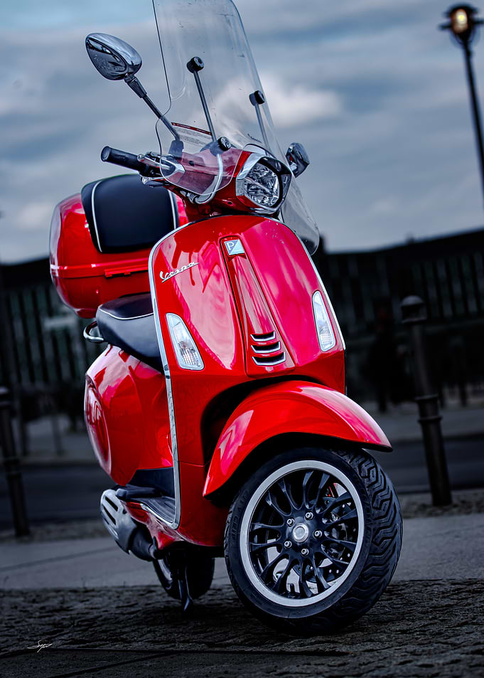 Red Vespa
