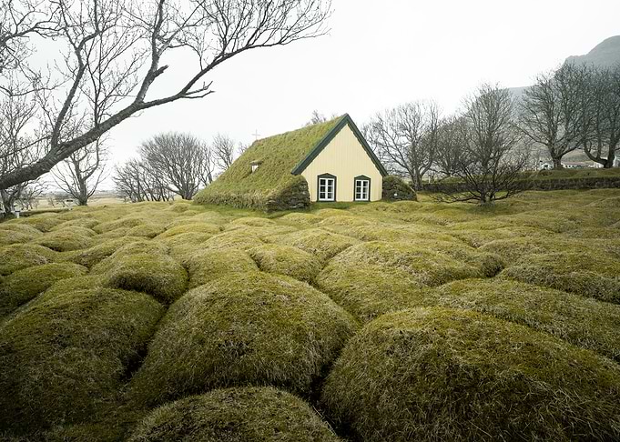 Hofskirkja in Moody Light