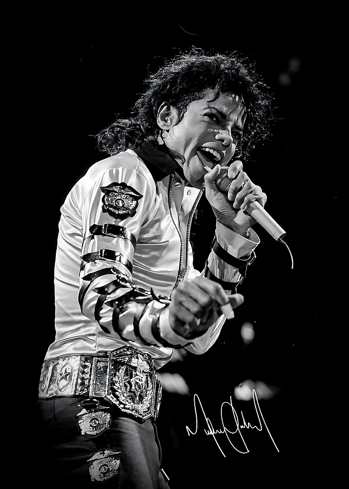 Michael Jackson Performing Live