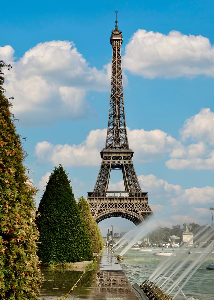 Eiffel Tower with Fountains and Gardens