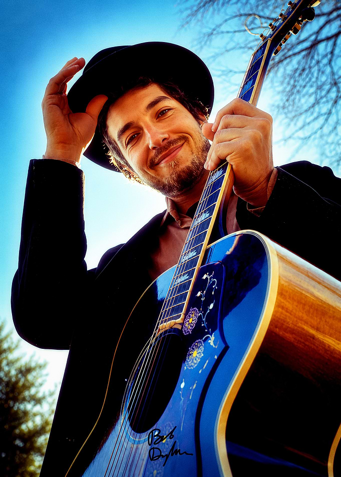 Bob Dylan with Guitar
