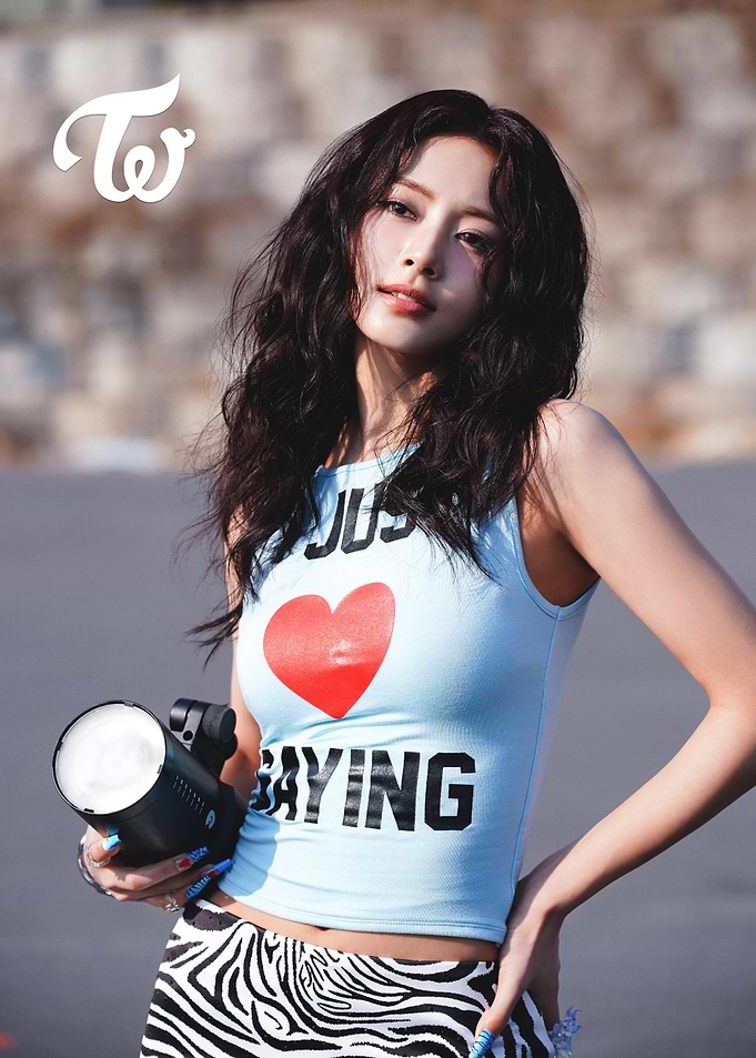 TWICE Tzuyu 'Just Saying' Photo