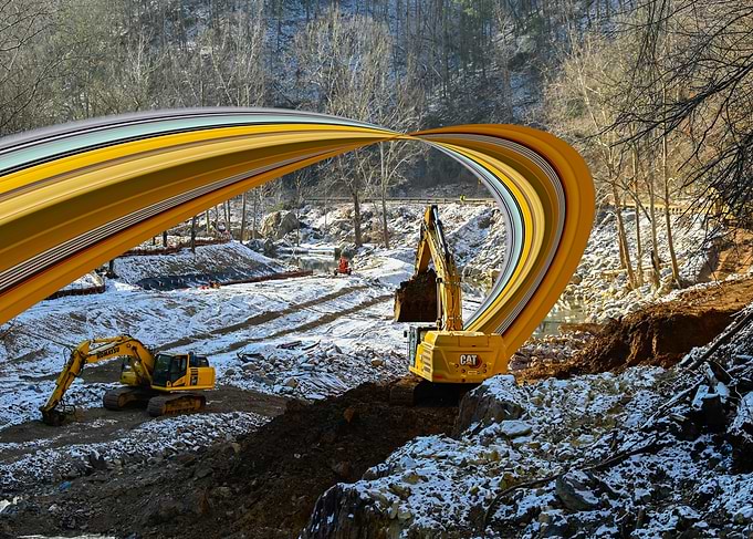 Winter excavators Pixel Stretch Art