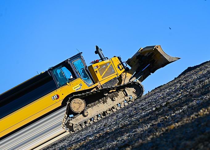 CAT D6 Pixel Stretch Art