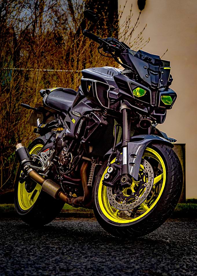 Aggressive Yamaha MT10