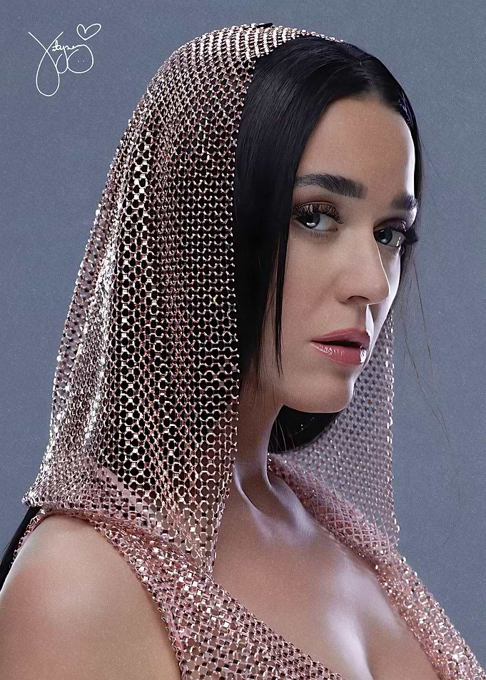 Katy Perry in Metallic Hooded Dress