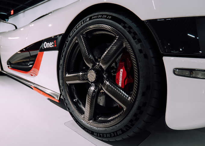 Koenigsegg One:1 Carbon Fiber Wheel and Brake